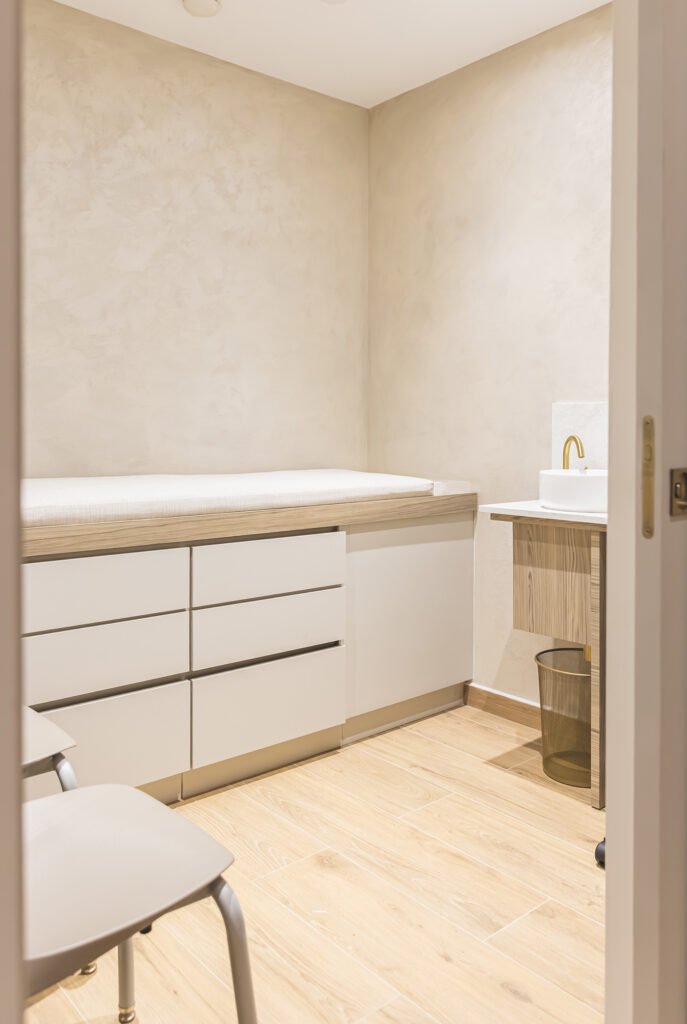 Dr Ortega - Interior Design by YT Interior Dr Ortega - Interior Design by YT Interior